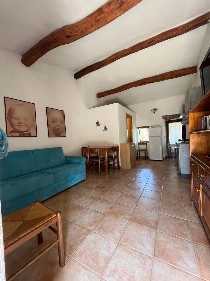 אגליאנטו Agriturismo Lu Stabbiacciu מראה חיצוני תמונה