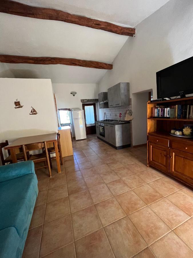 אגליאנטו Agriturismo Lu Stabbiacciu מראה חיצוני תמונה
